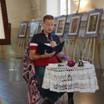 Chmielnik. 14.09.2019. Wernisaż wystawy Bartłomieja Michałowskiego "Sztetł. Zaginione w czasie". Mariusz Malec - reżyser / Wiktor Taszłow / Radio Kielce