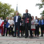Kielce. 17.09.2019. Konferencja Lewicy. Na zdjęciu w środku: Andrzej Szejna - wiceprzewodniczący SLD, Adrian Zandberg - lider Partii Razem / Wiktor Taszłow / Radio Kielce