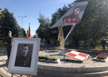 Sandomierz. Wacław Król patronem ronda przy ul. Baczyńskiego / Grażyna Szlęzak-Wójcik / Radio Kielce