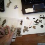 14.10.2019 Kielce. Zabezpieczone przedmioty pochodzące z czasu wpływów rzymskich / KWP Kielce