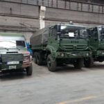 01.10.2019 Starachowice. Wizyta wiceministra Wojciecha Skurkiewicza w firmie Autobox. Honker (po lewej) i STAR-y 266 / Anna Głąb / Radio Kielce