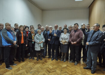 10.10.2019 Końskie. Wiceminister spraw zagranicznych Piotr Wawrzyk spotkał się z mieszkańcami Końskich / Magdalena Galas-Klusek / Radio Kielce