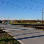 27.10.2019. Książe Skroniów koło Jędrzejowa. Przejazd kolejowo-drogowy / Ewa Pociejowska-Gawęda / Radio Kielce