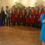 19.10.2019. Miedziana Góra. Anna Krupka podziękowała współpracownikom za wsparcie przy prowadzeniu kampanii / Wiktor Dziarmaga / Radio Kielce