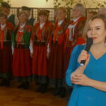 19.10.2019. Miedziana Góra. Anna Krupka podziękowała współpracownikom za wsparcie przy prowadzeniu kampanii / Wiktor Dziarmaga / Radio Kielce