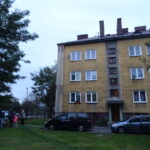 08.10.2019 Ostrowiec Świętokrzyski. Ewakuacja części bloku mieszkalnego przy ulicy Kopernika / Emilia Sitarska / Radio Kielce