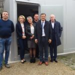 23.10.2019. Korytnica. Otwarcie oczyszczalni osiedlowej w Korytnicy. Na zdjęciu (od lewej) : Marcin Wnukowski - firma Tombet, Monika Babiarska - firma Tombet, Anna Socha - prezes SM „Zgoda”, Tomasz Gwódź - firma Tombet, Jacek Toś - dyrektor Krajowego Ośrodka Wsparcia Rolnictwa Oddziału Terenowego w Kielcach i Adam Obara - zastępca dyrektora Krajowego Ośrodka  Wsparcia Rolnictwa Oddziału Terenowego  w Kielcach / Ewa Pociejowska-Gawęda / Radio Kielce