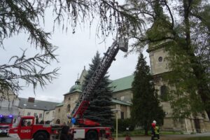 29.10.2019. Jędrzejów. Ćwiczenia straży pożarnej w Opactwie Cystersów / Ewa Pociejowska-Gawęda / Radio Kielce