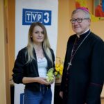 02.10.2019. Kielce. Inauguracja kampanii "Pola Nadziei". Na zdjęciu (po prawej): ks. Andrzej Kaleta - biskup pomocniczy Diecezji Kieleckiej / Piotr Kwaśniewski / Radio Kielce