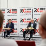 06.10.2019 Studio Polityczne Radia Kielce. Na zdjęciu (od lewej): Sylwester Chruszcz – Prawo i Sprawiedliwość i Lucjan Pietrzczyk – Koalicja Obywatelska / Karol Żak / Radio Kielce