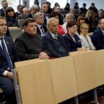 09.10.2019. Kielce. Otwarcie Centrum Komunikacji Medialnej i Informacji Naukowej UJK. Na zdjęciu (od lewej): Michał Cieślak - poseł, ks. Adam Perz - kanclerz Kurii Diecezjalnej w Kielcach, Wiesław Trąmpczyński - rektor Politechniki Świętokrzyskiej, dr hab. Barbara Zbroińska - prorektor UJK ds. rozwoju i finansów, dr hab. Monika Szpringer - prorektor UJK ds. studenckich i kształcenia, dr hab. Michał Arabski - prorektor UJK ds. nauki i współpracy z zagranicą i Sebastian Skuza - wiceminister nauki i szkolnictwa wyższego / Piotr Kwaśniewski / Radio Kielce