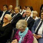 10.10.2019. Kielce. Podsumowanie kampanii wyborczej wojewody Agaty Wojtyszek. Na zdjęciu (drugi od prawej): Kazimierz Mądzik - świętokrzyski kurator oświaty / Piotr Kwaśniewski / Radio Kielce