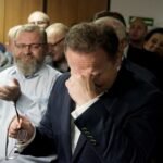 13.10.2019. Kielce. Ogłoszenie wyników wyborów do parlamentu w świętokrzyskiej siedzibie Sojuszu Lewicy Demokratycznej. Na zdjęciu (w środku): Andrzej Szejna - przewodniczący świętokrzyskiego SLD / Piotr Kwaśniewski / Radio Kielce