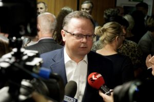 13.10.2019. Kielce. Ogłoszenie wyników wyborów do parlamentu w świętokrzyskiej siedzibie Sojuszu Lewicy Demokratycznej. Na zdjęciu: Andrzej Szejna - przewodniczący świętokrzyskiego SLD / Piotr Kwaśniewski / Radio Kielce