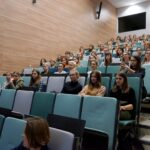 24.10.2019. Kielce. Wernisaż wystawy Agnieszki Szuścik „To się nie zdarza” / Piotr Kwaśniewski / Radio Kielce