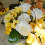 Przygotowania na Wszystkich Świętych. Kwiaty / Piotr Kwaśniewski / Radio Kielce