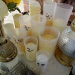 25.10.2019. Kielce. Przygotowania na Wszystkich Świętych. Znicze / Piotr Kwaśniewski / Radio Kielce