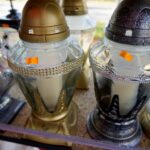 25.10.2019. Kielce. Przygotowania na Wszystkich Świętych. Znicze / Piotr Kwaśniewski / Radio Kielce