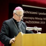 25.10.2019. Kielce. Sesja misjologiczna w Wyższym Seminarium Duchownym w Kielcach. Na zdjęciu: bp Jan Piotrowski - biskup diecezji kieleckie / Piotr Kwaśniewski / Radio Kielce