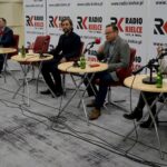 27.10.2019. Kielce. Studio Polityczne Radia Kielce. Na zdjęciu (od lewej): Marek Kwitek - poseł PiS, Mateusz Iwan - Konfederacja Wolność i Niepodległość, Andrzej Szejna - poseł Sojuszu Lewicy Demokratycznej i Katarzyna Czech-Kruczek - Koalicja Obywatelska / Piotr Kwaśniewski / Radio Kielce