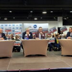 03.10.2019. Kielce. Debata świętokrzyskich kandydatów w wyborach do Sejmu. Krzysztof Bosak - lider listy Konfederacji, Mariusz Gosek z listy Prawa i Sprawiedliwości, Czesław Siekierski - jedynka PSL Koalicji Polskiej, Bartłomiej Sienkiewicz - lider listy Koalicji Obywatelskiej, Andrzej Szejna startujący z pierwszego miejsca na liście Lewicy w regionie, a także Marcin Woch - kandydat komitetu Bezpartyjni i Samorządowcy / Michał Kita / Radio Kielce