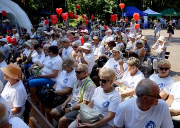 Senioralia w Parku Miejskim w Kielcach / Piotr Kwaśniewski / Radio Kielce