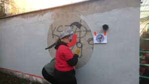 30.10.2019 Suchedniów. Akcja malowania murali / Anna Głąb / Radio Kielce