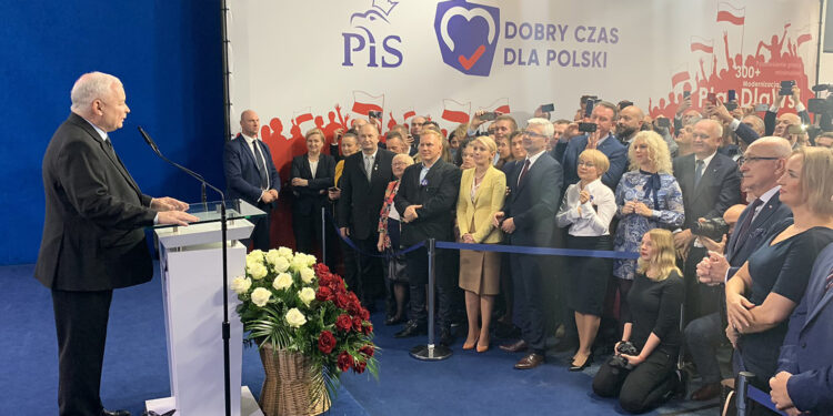 Wieczór wyborczy PiS. Na zdjęciu Jarosław Kaczyński, prezes PiS / twitter.com/pisorgpl