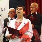 20.10.2019. Morawica. Koncert zespołów ludowych. Chór Towarzystwa Przyjaciół Ziemi Morawickiej / Jarosław Kubalski / Radio Kielce