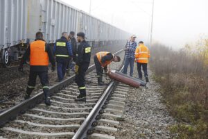 23.10.2019. Berezów. Wykolejenie pociągów towarowych / Jarosław Kubalski / Radio Kielce