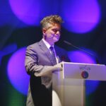 02.10.2019 Kielce. Centrum Kongresowe Targów Kielce. Gala Wojewódzkiego Funduszu Ochrony Środowiska i Gospodarki Wodnej podczas której wręczono nagrody dla 10 szkół podstawowych z regionu w ramach konkursu "Przesłanie Klimatyczne". Senator Krzysztof Słoń / Jarosław Kubalski / Radio Kielce