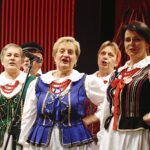 20.10.2019. Morawica. Koncert zespołów ludowych. Drochowianie / Jarosław Kubalski / Radio Kielce