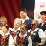 20.10.2019. Morawica. Koncert zespołów ludowych. Drochowianie / Jarosław Kubalski / Radio Kielce