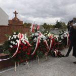 10.10.2019 Michniów. Mauzoleum. Uroczystość wręczenia medali Pro Patria dla 11 ocalałych z pacyfikacji Michniowa / Jarosław Kubalski / Radio Kielce