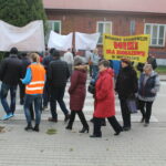 30.10.2019. Michałów. Mieszkańcy protestują przeciwko biogazowni / Marta Gajda / Radio Kielce