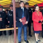 06.10.2019. Jurkowice. Przekazanie nowego samochodu ratowniczo- gaśniczego. Od lewej: Marcin Adamczyk - wójt Bogorii, Agata Wojtyszek - wojewoda świętokrzyski i Józef Żółciak - starosta staszowski / Grażyna-Szlęzak-Wójcik / Radio Kielce