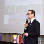 16.10.2019. Kielce. Międzynarodowi partnerzy projektu „KEEP ON” przyjechali do województwa świętokrzyskiego. Na zdjęciu: Tomasz Janusz, zastępca dyrektora Departamentu Inwestycji i Rozwoju w Urzędzie Marszałkowskim Województwa Świętokrzyskiego w Kielcach / Urząd Marszałkowski Województwa Świętokrzyskiego