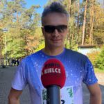 20.10.2019. Golejów. Golejowska Dycha. Na zdjęciu: Grzegorz Forkasiewicz - wójt Rytwian, jeden z biegaczy / Grażyna-Szlęzak-Wójcik / Radio Kielce