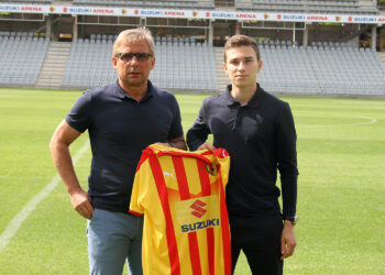 Prezes Korony Kielce Krzysztof Zając i Mateusz Sowiński / Korona Kielce