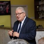 11.10.2019 Busko-Zdrój. Podsumowanie kampanii wyborczej przez PSL. Czesław Siekierski - kandydat PSL do Sejmu / Marta Gajda / Radio Kielce