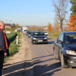 17.10.2019. Sielec Biskupi. Protest mieszkańców przeciwko planom budowy biogazowni / Marta Gajda / Radio Kielce
