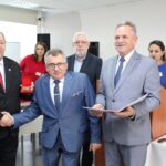 18.10.2019. Busko-Zdrój. Konwent Powiatów Województwa Świętokrzyskiego z okazji 20-lecia Samorządów Powiatowych. Na zdjęciu (od lewej): Ludwik Węgrzyn – ekspert Związku Powiatów Polskich, Edmund Kaczmarek – były starosta jędrzejowski, Jerzy Kolarz – starosta powiatu buskiego / Marta Gajda / Radio Kielce