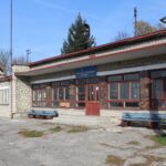 22.10.2019. Pińczów. Dawny budynek dworca autobusowego / Marta Gajda / Radio Kielce