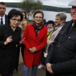 03.10.2019. Ruda. Otwarcie drogi i kompleksu turystycznego. Druga z lewej: Elżbieta Witek - Marszałek Sejmu RP i Agata Wojtyszek - wojewoda świętokrzyski / Jarosław Kubalski / Radio Kielce