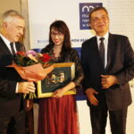 15.10.2019 Kielce. Muzeum Narodowe. Świętokrzyska Nagroda Kultury. Nagrodę z rąk marszałka Andrzeja Bętkowskiego i przewodniczącego sejmiku Andrzeja Prusia otrzymała Patrycja Zarychta / Jarosław Kubalski / Radio Kielce