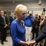 18.10.2019 Kielce. Przystanek Historia IPN. Krzyże Wolności i Solidarności dla działaczy opozycji antykomunistycznej w PRL Medale wręczył Jarosław Szarek - prezes IPN. Na zdj.: Jolanta Górecka / Jarosław Kubalski / Radio Kielce