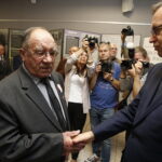 18.10.2019 Kielce. Przystanek Historia IPN. Krzyże Wolności i Solidarności dla działaczy opozycji antykomunistycznej w PRL Medale wręczył Jarosław Szarek - prezes IPN. Na zdj.: Eugeniusz Paszko / Jarosław Kubalski / Radio Kielce