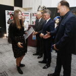 19.10.2019 Radio Kielce Studio. Gram. Finał konkursu Radia Kielce na bajkę z morałem. Dyplomy za udział wręczają Stanisław Nyczaj - prezes Kieleckiego Oddziału Związku Literatów Polskich, profesor Marek Kątny - znawca literatury dla dzieci i młodzieży, senator Krzysztof Słoń oraz Janusz Knap - prezes Radia Kielce / Jarosław Kubalski / Radio Kielce