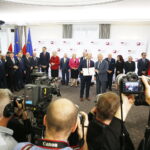 25.10.2019. Warszawa. Wręczenie zaświadczeń o wyborze na senatora / Jarosław Kubalski / Radio Kielce