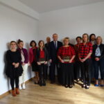 02.10.2019 Kolonia Inwalidzka. Przekazanie dwóch mieszkań socjalnych lokatorom / Emilia Sitarska / Radio Kielce